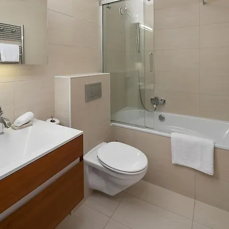 Montana Center, Ski-in And Out Apartment Crans-Montana