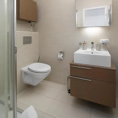 Montana Center, Ski-in And Out Apartman *